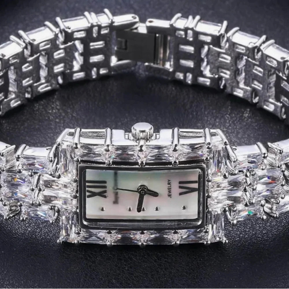 Zircon Elements Leaf Austrian Crystal Bracelet Watch NEW w